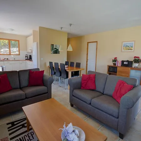 Near Carcassonne With Heated Pool Félines-Minervois