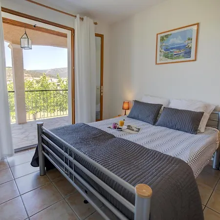 Near Carcassonne With Heated Pool * Felines-Minervois