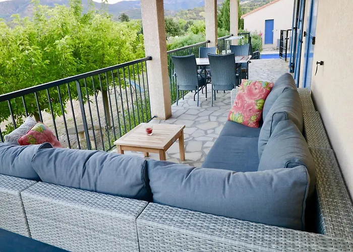 Near Carcassonne With Heated Pool Félines-Minervois